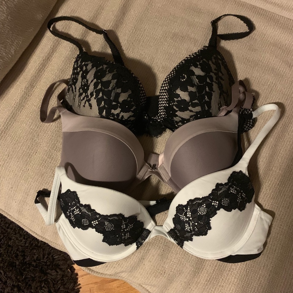 4 Victoria’s Secret Push-Up Bras 34B